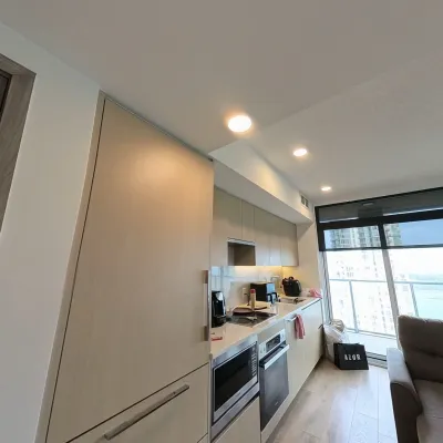 Modern Waterfront High-rise Apartment