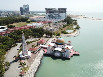 Malacca Straits Mosque