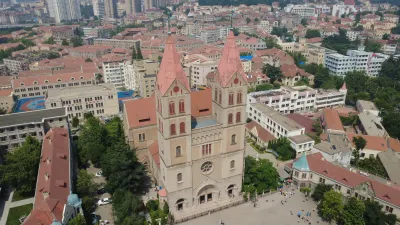 青岛圣弥厄尔大教堂