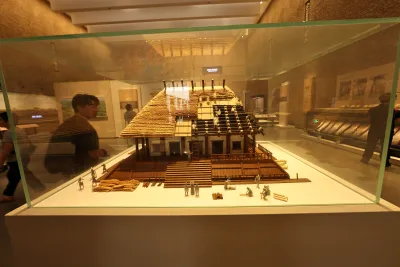 史前干栏建筑模型